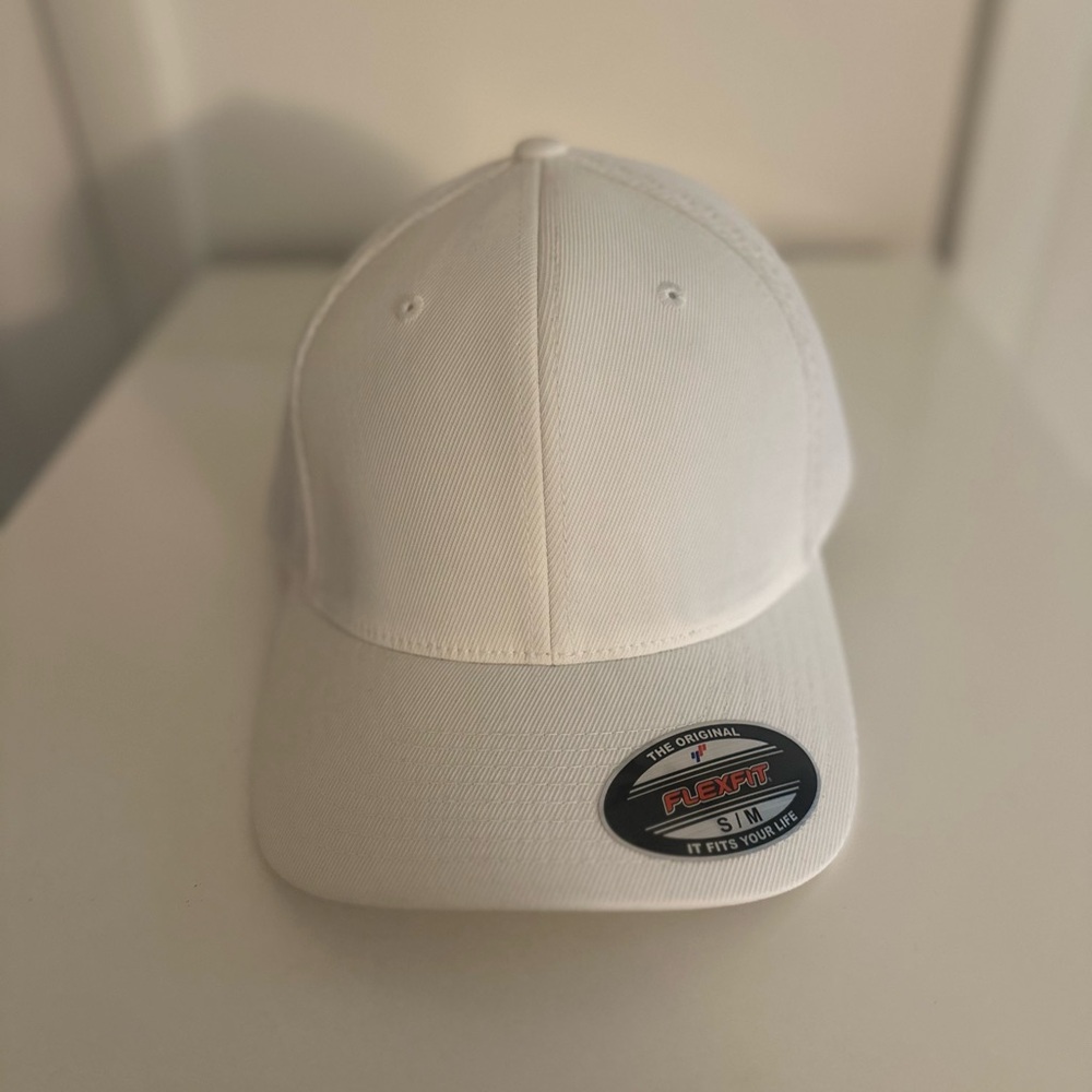 Flexfit hat white brand new flex fit hat size small/medium